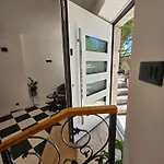 Grand Pearl Luxury Retreat *