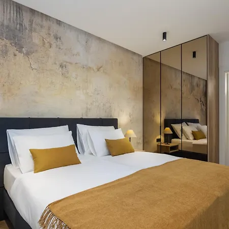 아파트 Grand Pearl Luxury Retreat 스플리트