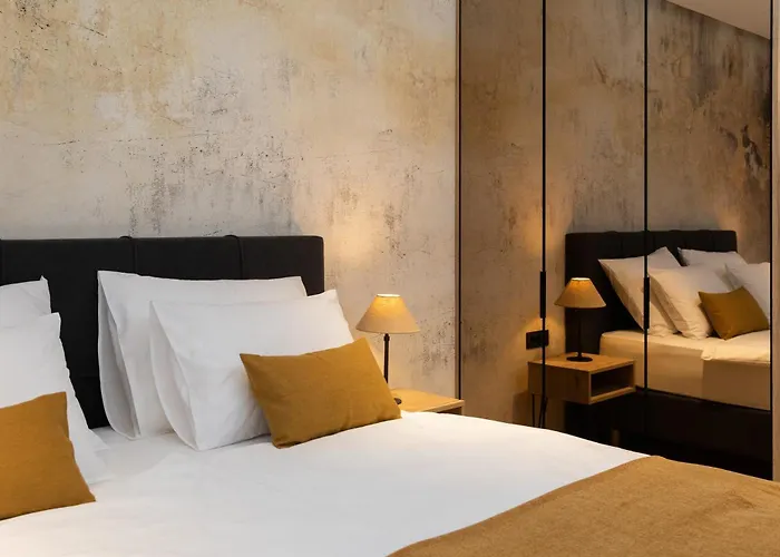 Grand Pearl Luxury Retreat ספליט
