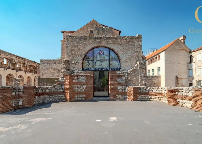 דירה Grand Pearl Luxury Retreat