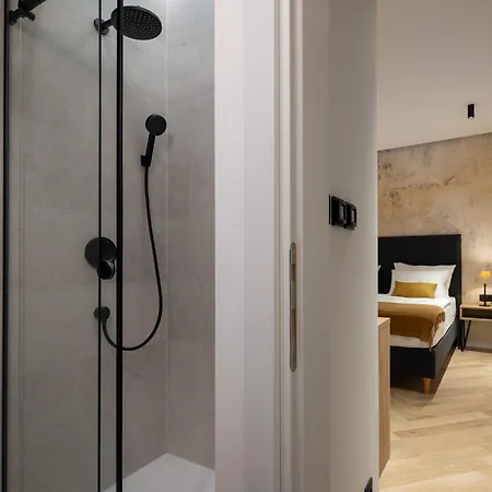 Grand Pearl Luxury Retreat Lägenhet Split