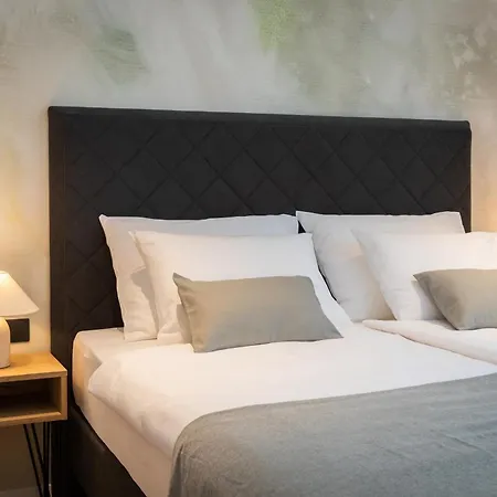 Lägenhet Grand Pearl Luxury Retreat Split