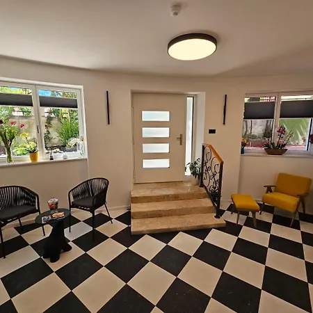 Grand Pearl Luxury Retreat Lägenhet Split