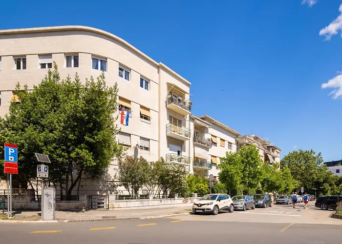 Grand Pearl Luxury Retreat Apartmán